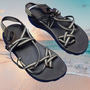 Chaco Women's Classic Sandal Size 10 vibram